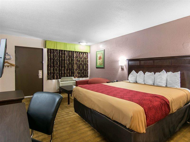 Econo Lodge Weldon - Roanoke Rapids Екстер'єр фото