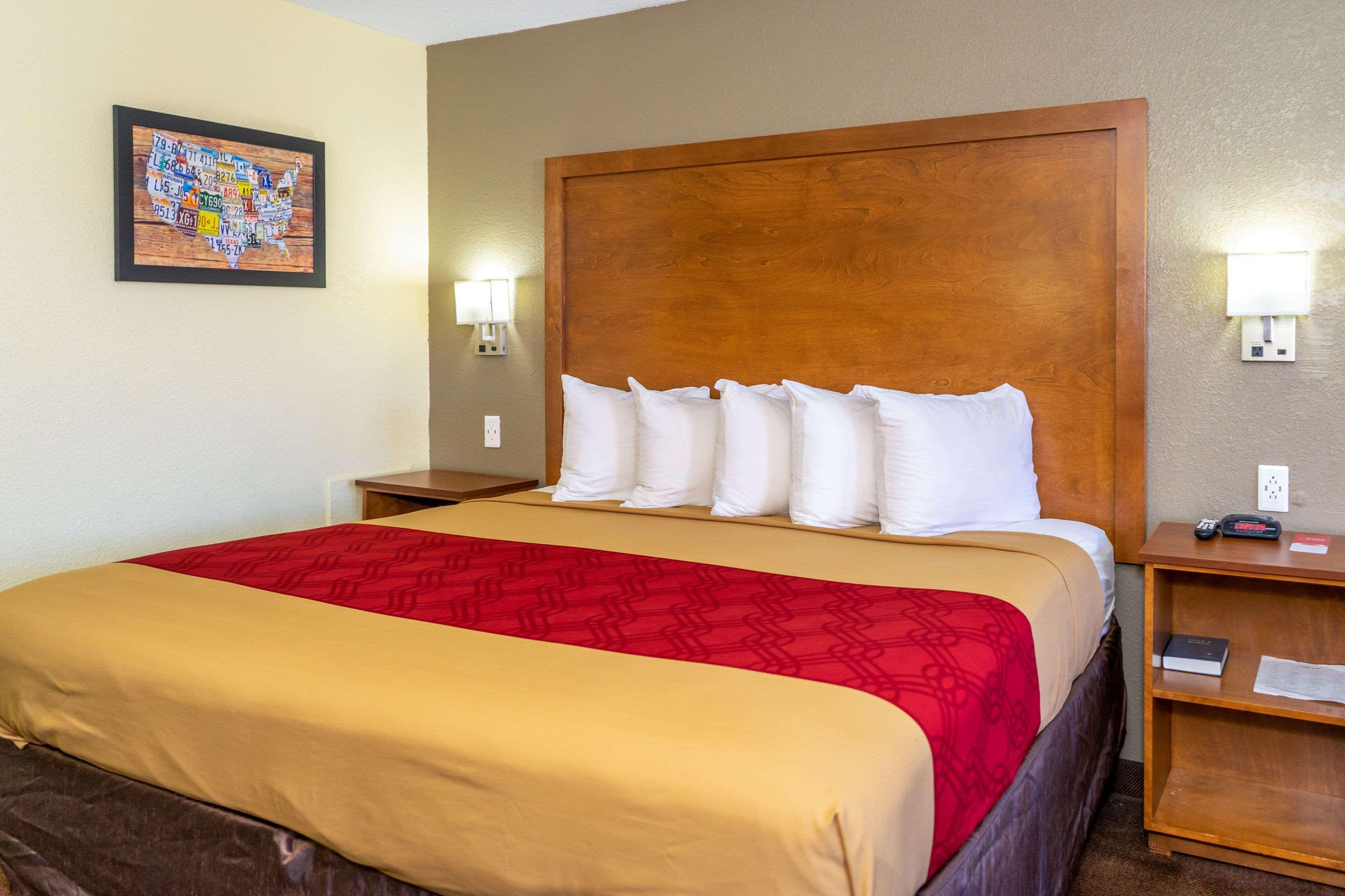 Econo Lodge Weldon - Roanoke Rapids Екстер'єр фото