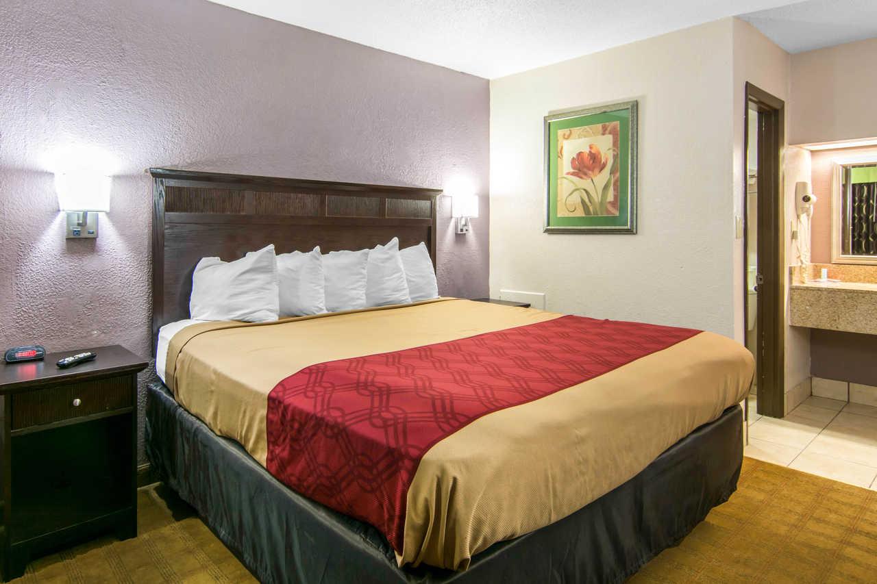Econo Lodge Weldon - Roanoke Rapids Екстер'єр фото